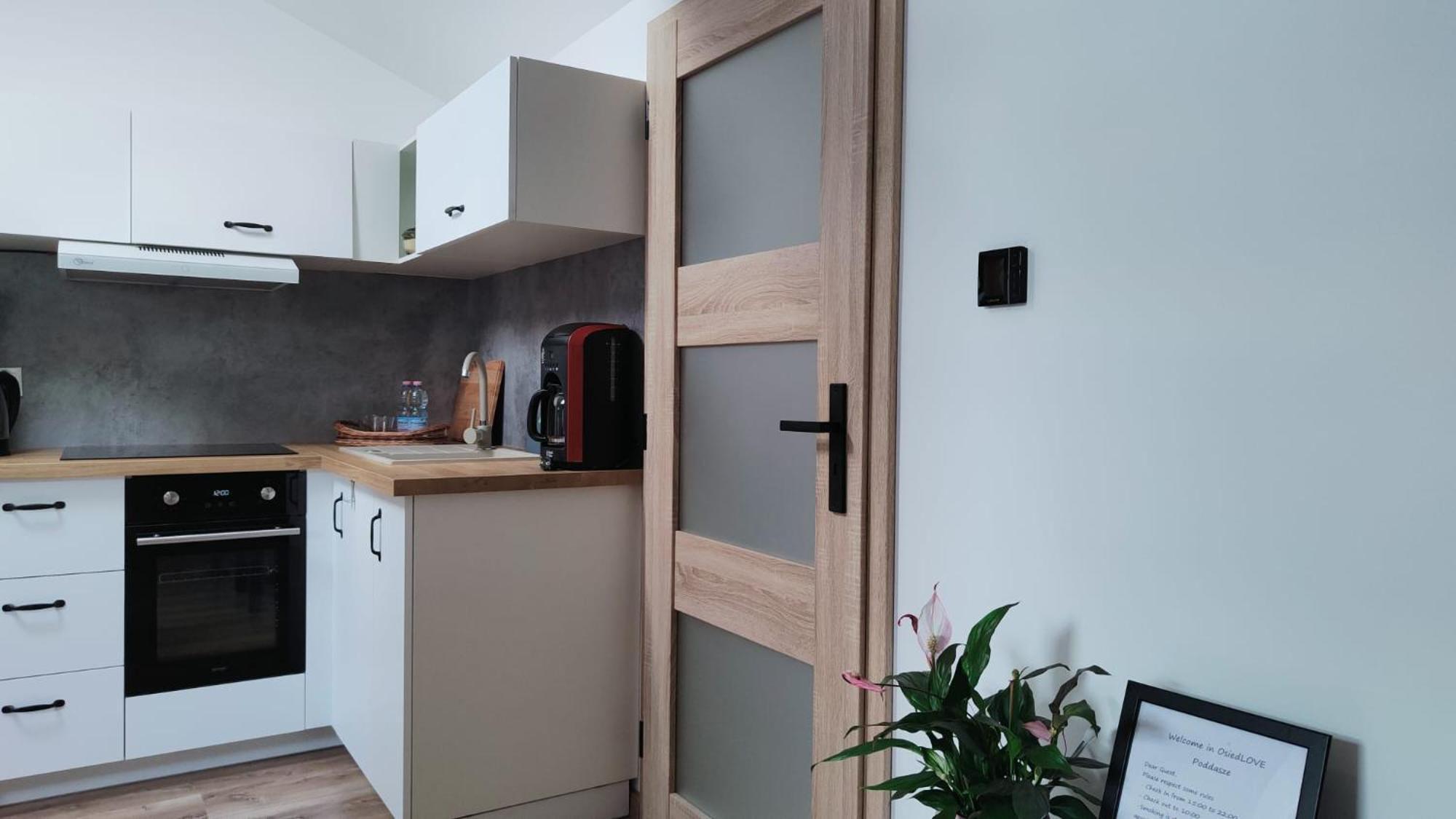 Osiedlove Poddasze Jędrzejów 外观 照片